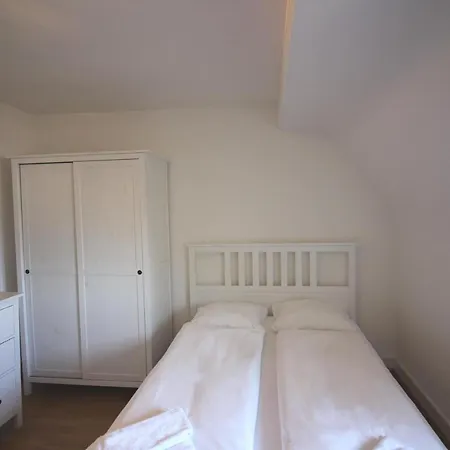 Rent A Eptingerstrasse - Self Check-in *